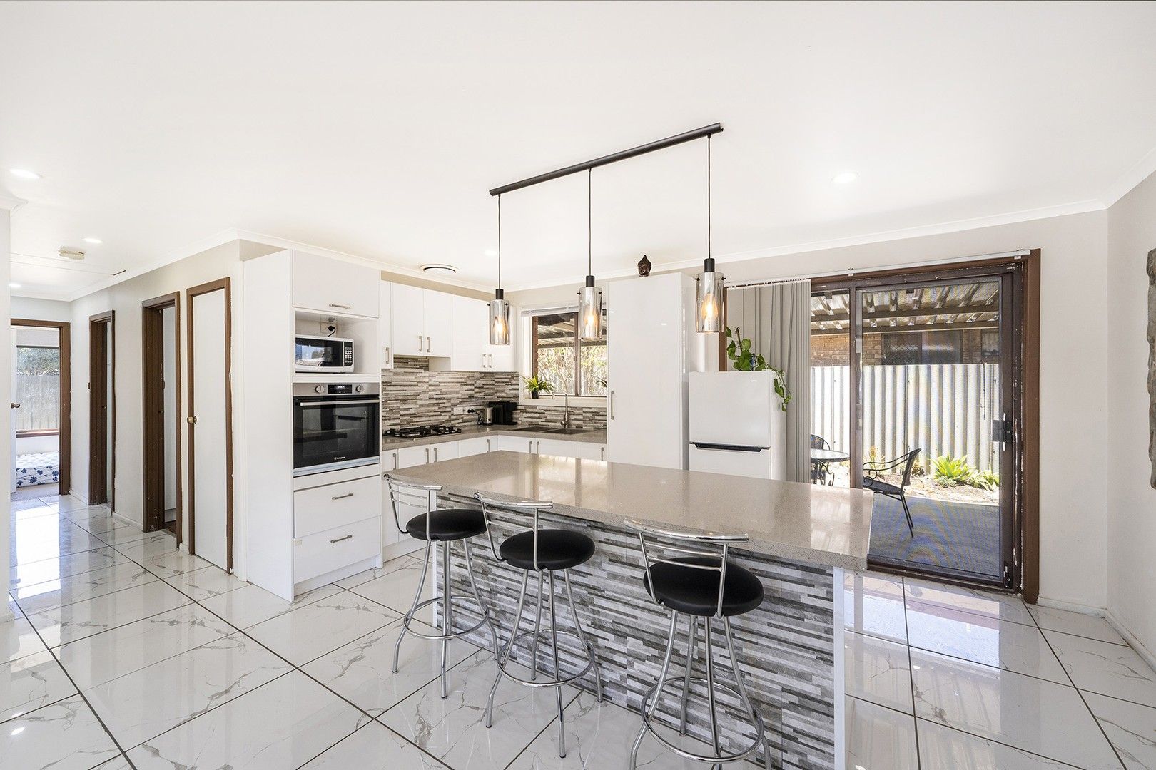 3 bedrooms House in 24 Coolibah Avenue MANDURAH WA, 6210