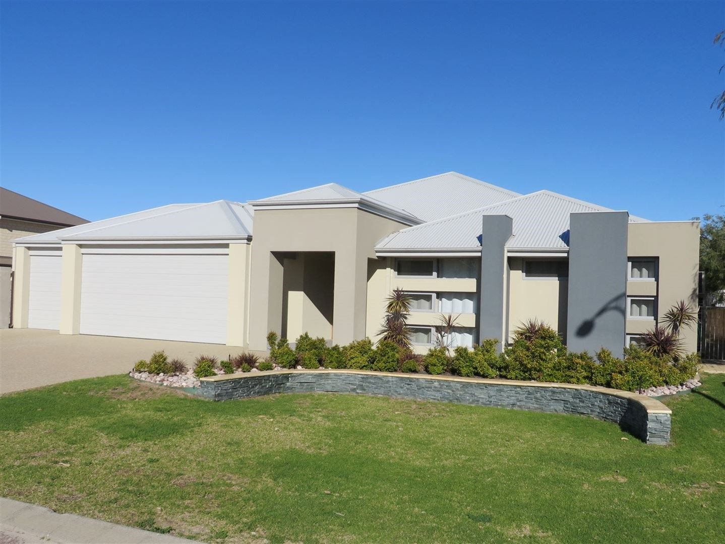 4 bedrooms House in 2 Burgee Cove GEOGRAPHE WA, 6280