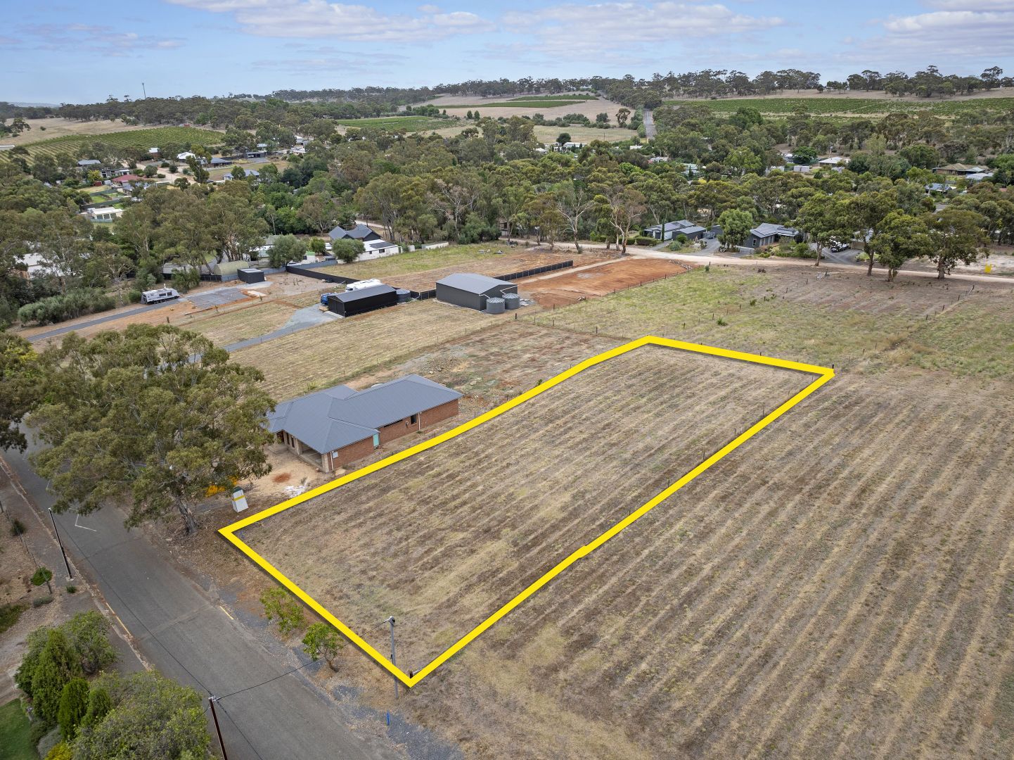 4 Commercial Road, Watervale SA 5452