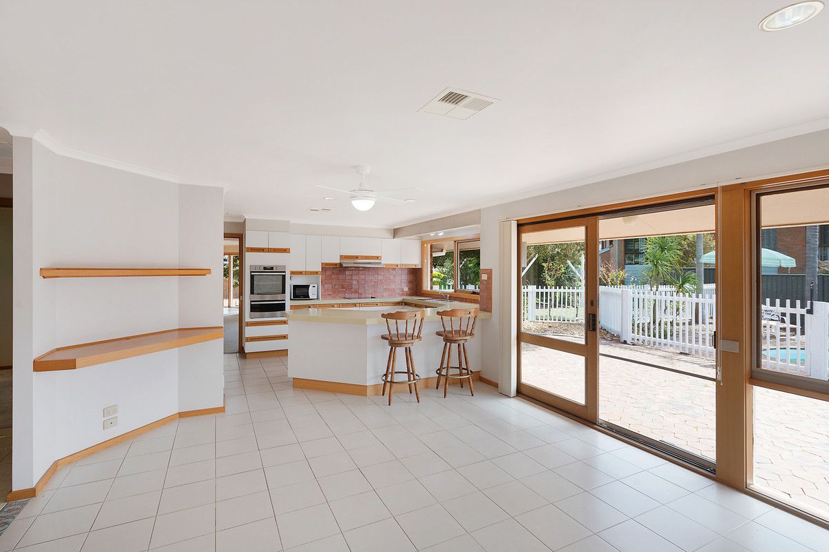 4a Surf Circle, Tura Beach NSW 2548, Image 2