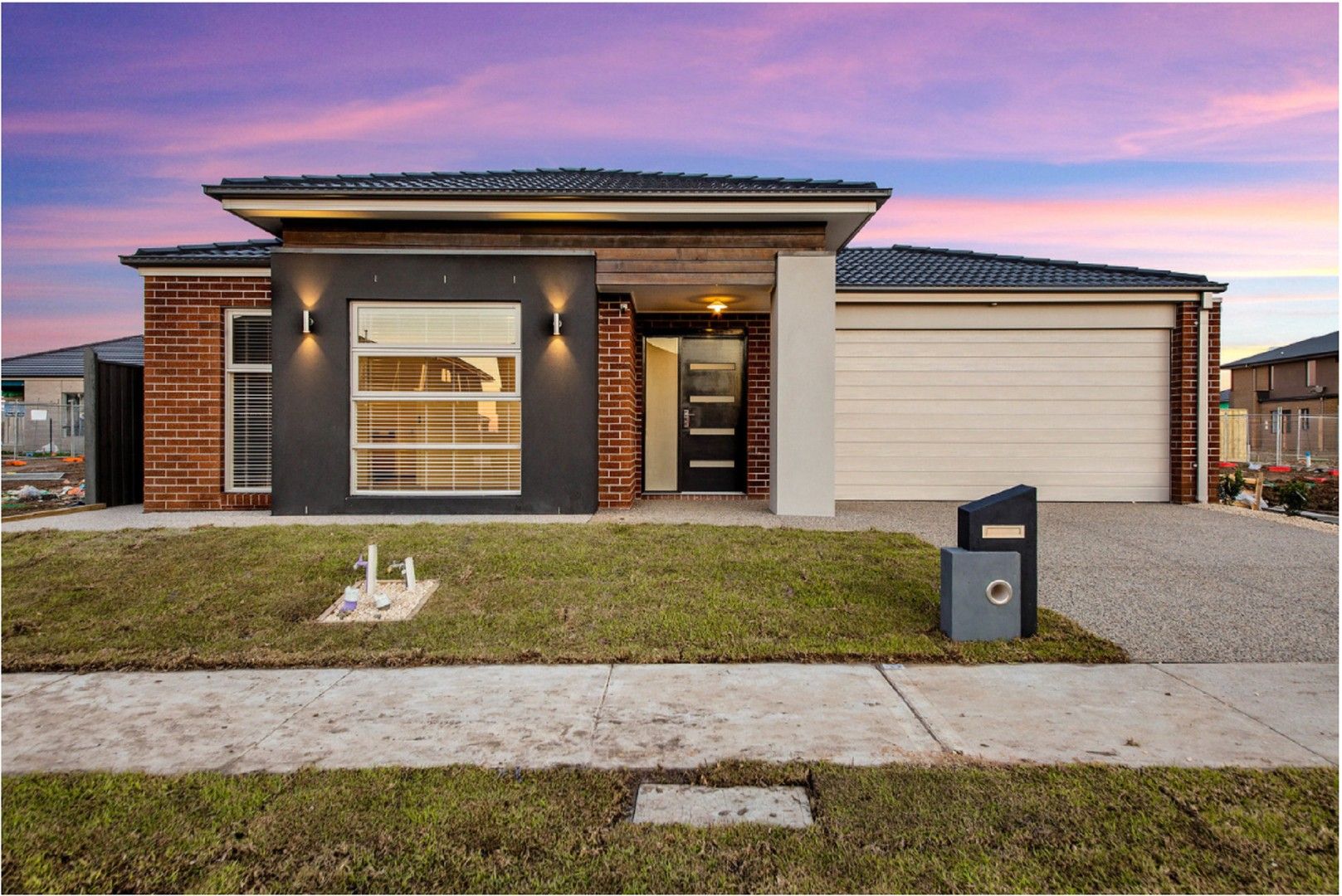 5 Speargrass Close, Clyde North VIC 3978, Image 2