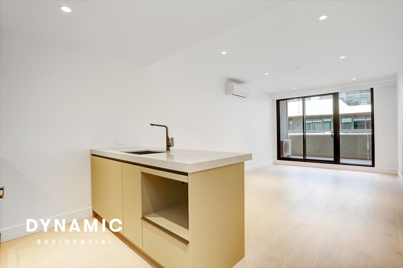 2 bedrooms Apartment / Unit / Flat in 220/35 Camberwell Rd HAWTHORN EAST VIC, 3123