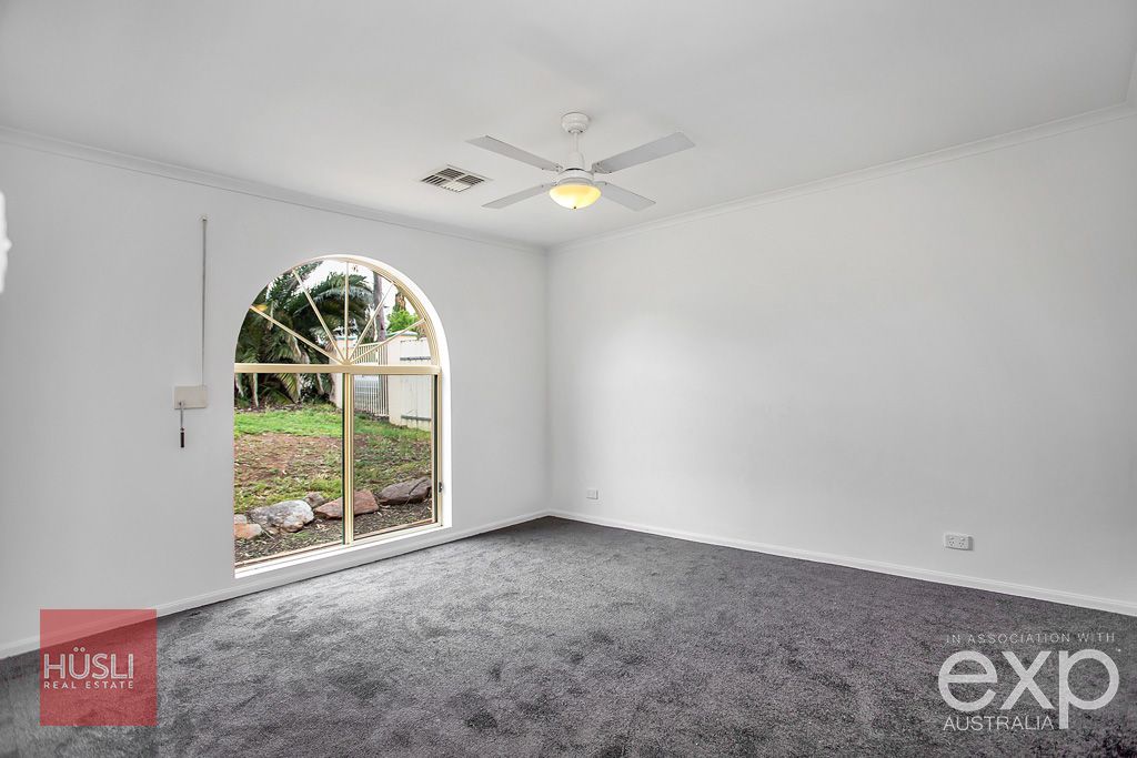 10 Swinton Close, Christie Downs SA 5164, Image 1