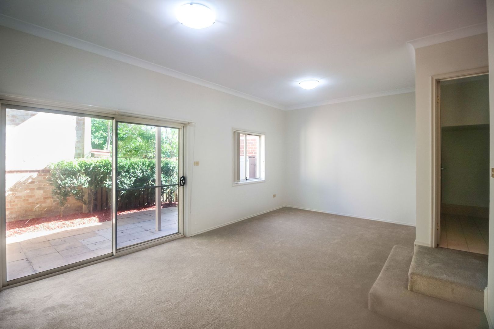 8 Thorpe Avenue, Liberty Grove NSW 2138, Image 2