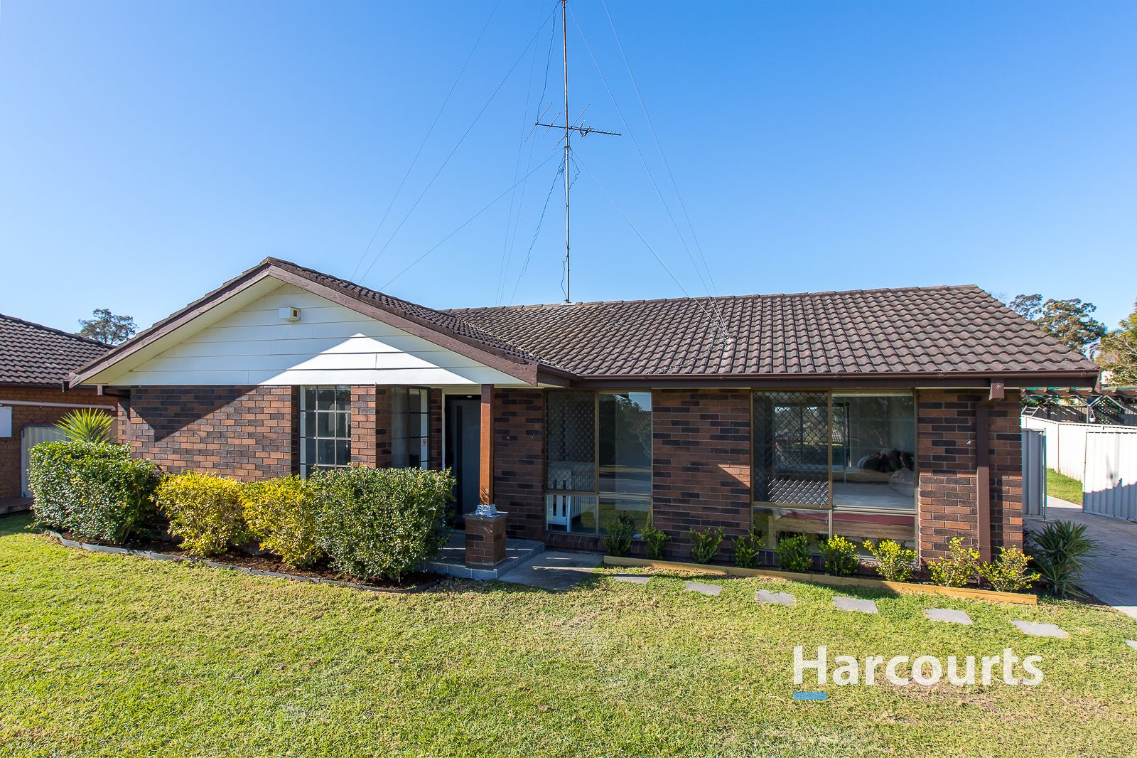 3 bedrooms House in 64 Regiment Road RUTHERFORD NSW, 2320