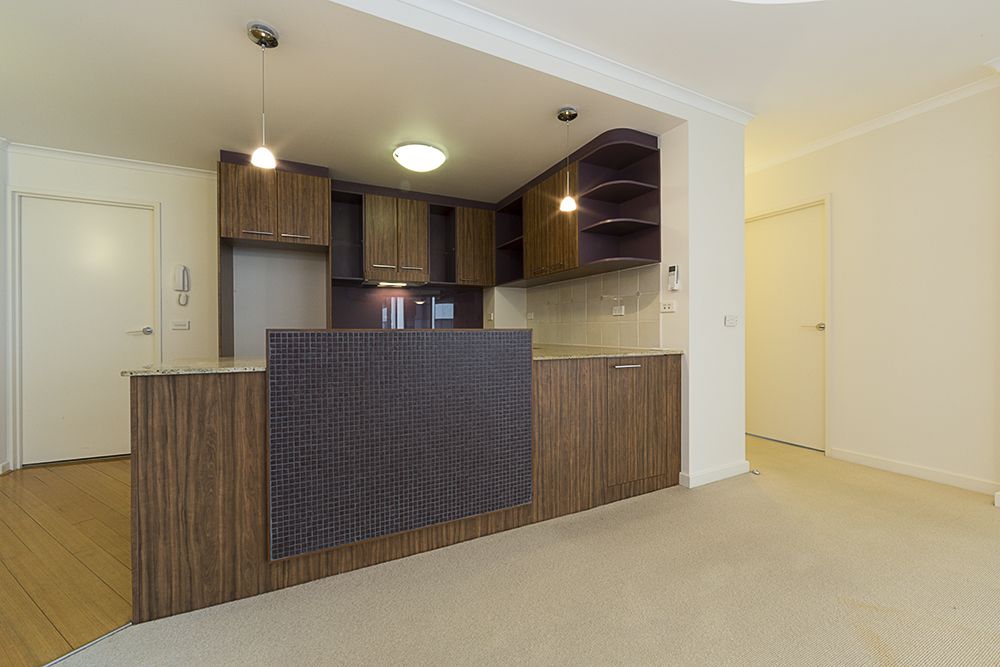 408/16 Moore Street, City ACT 2601, Image 2