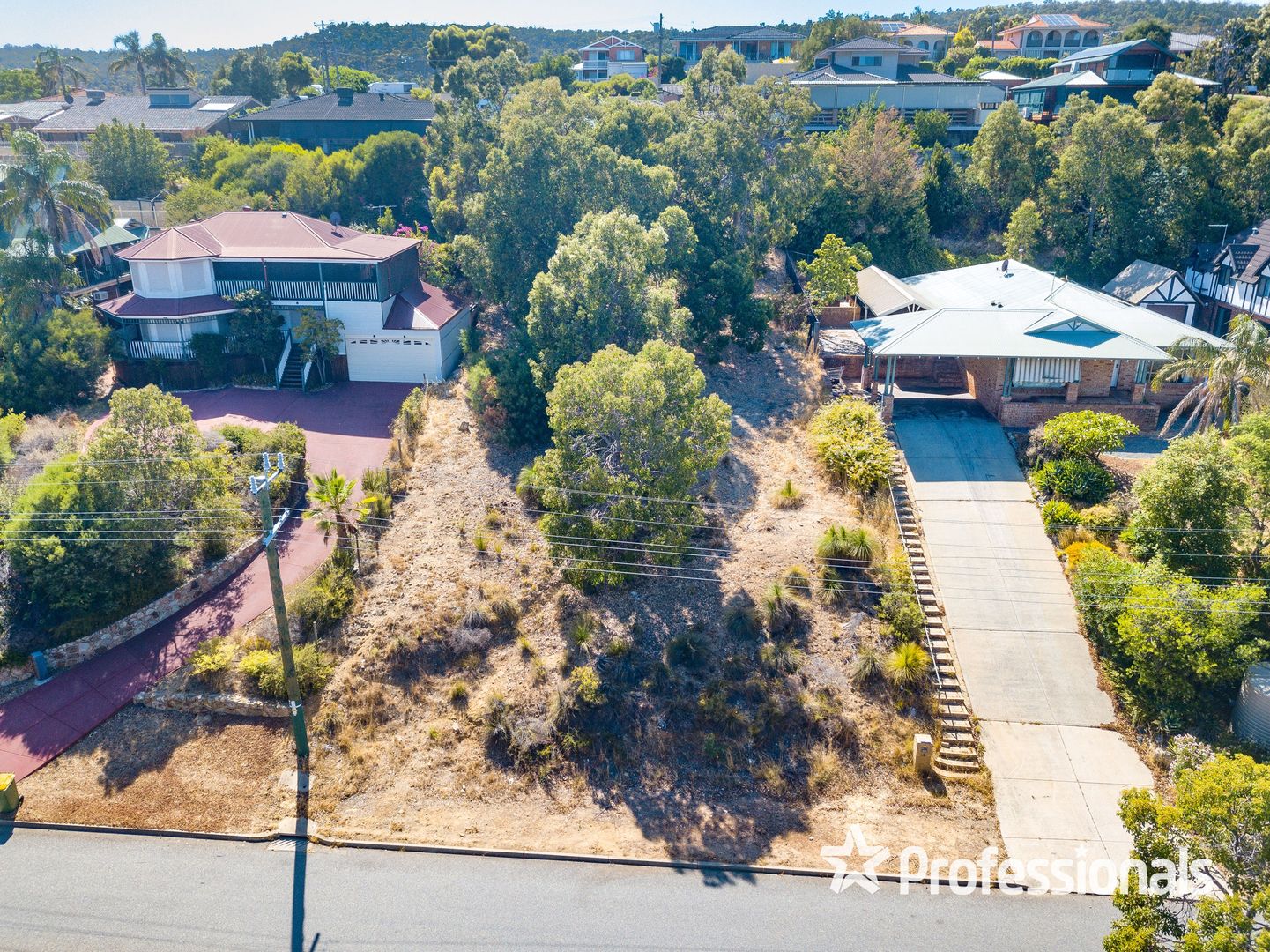 40 Carrick Road, Mount Richon WA 6112, Image 2