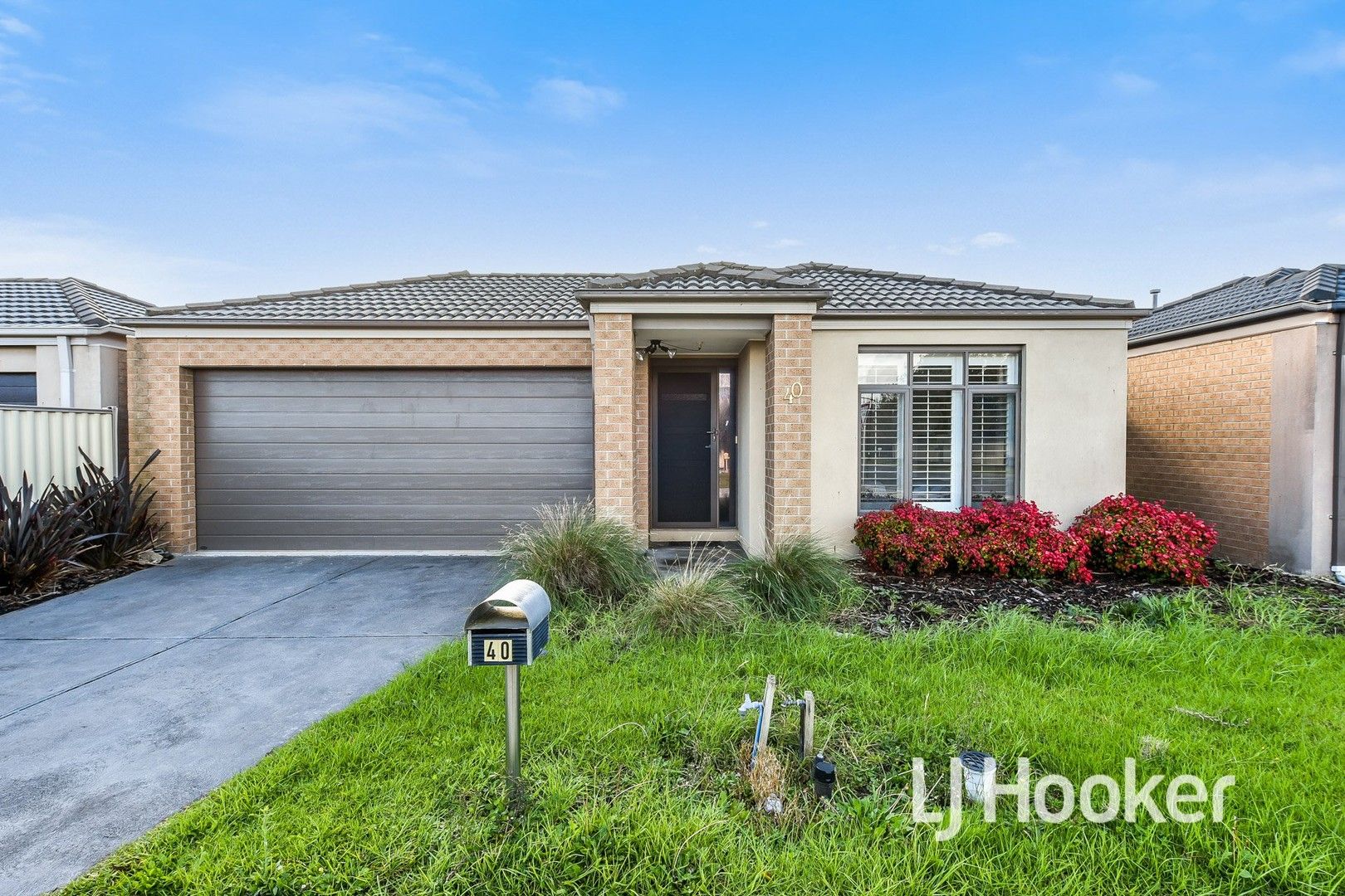 4 bedrooms House in 40 Edenbrook Circuit PAKENHAM VIC, 3810