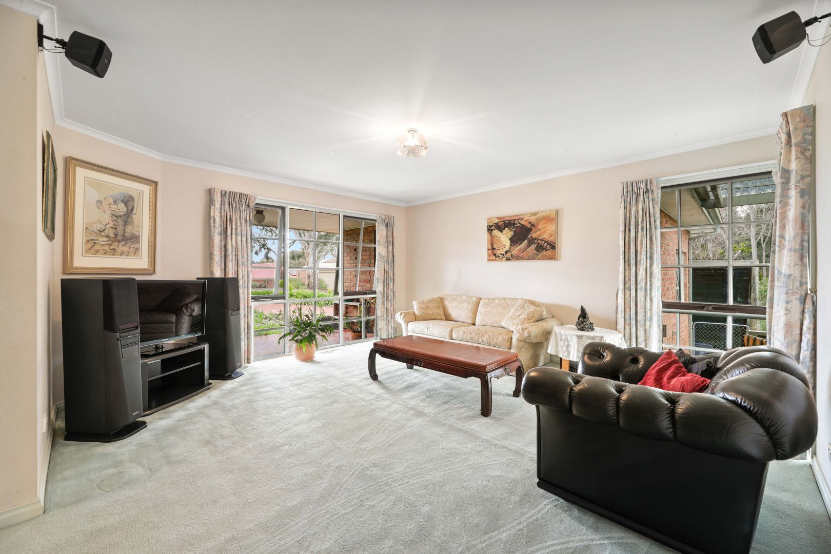 41-43 Waterview Court, Croydon Hills VIC 3136, Image 1