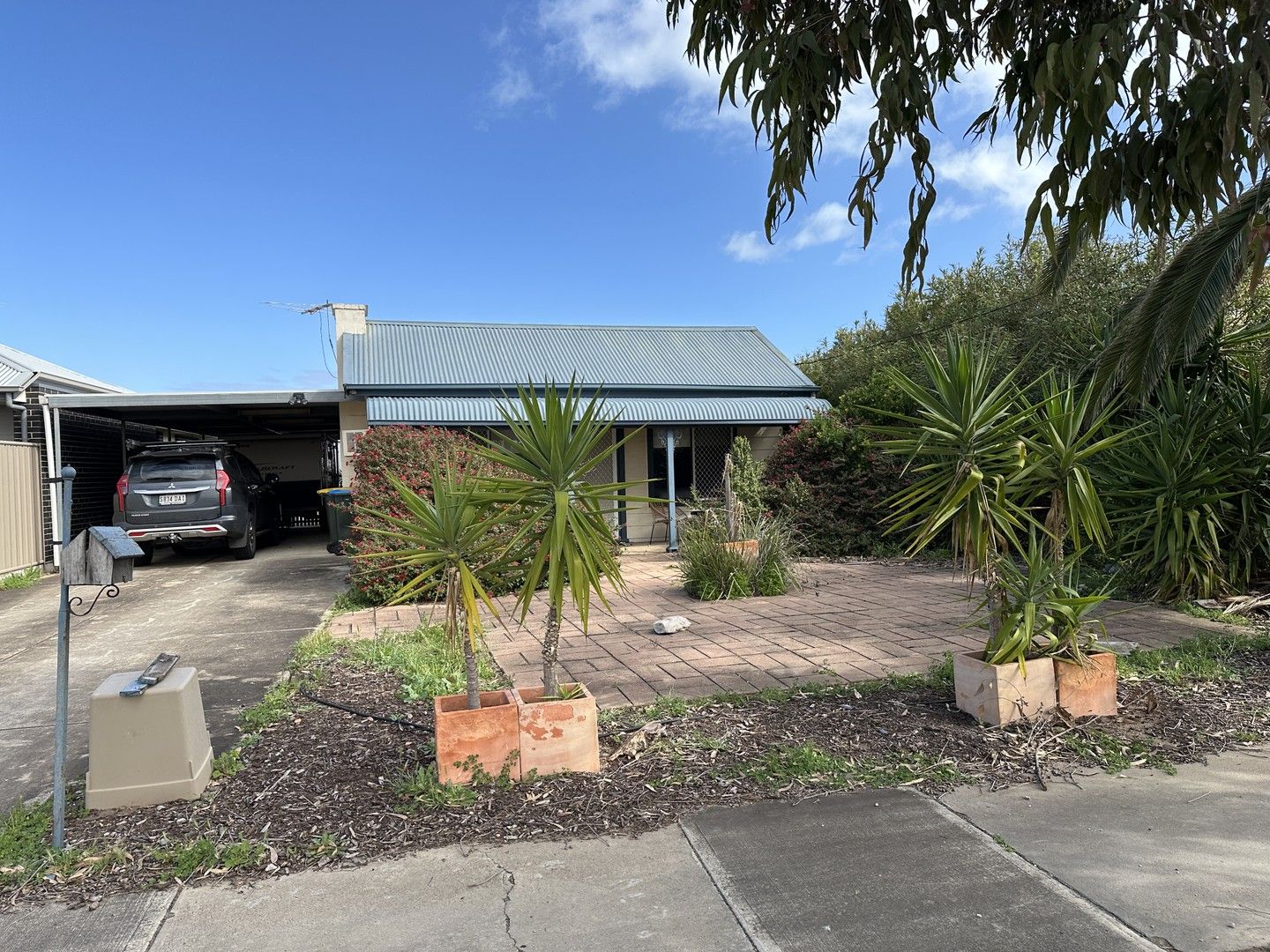 2 bedrooms House in 4 Ernest Street TAPEROO SA, 5017