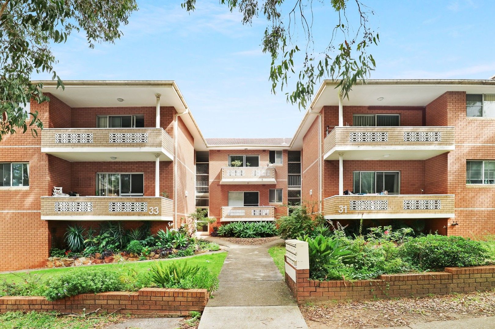 2 bedrooms Apartment / Unit / Flat in 8/31 Illawarra Street ALLAWAH NSW, 2218