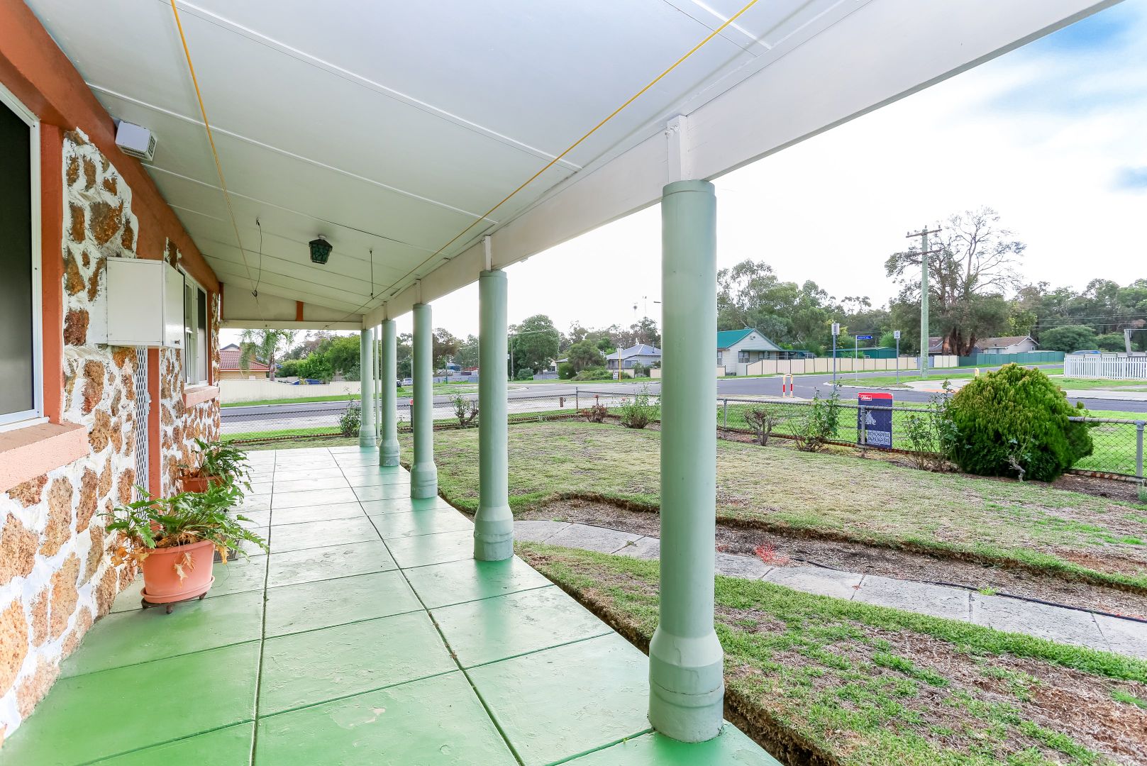 99 Ogden Street, Collie WA 6225, Image 2