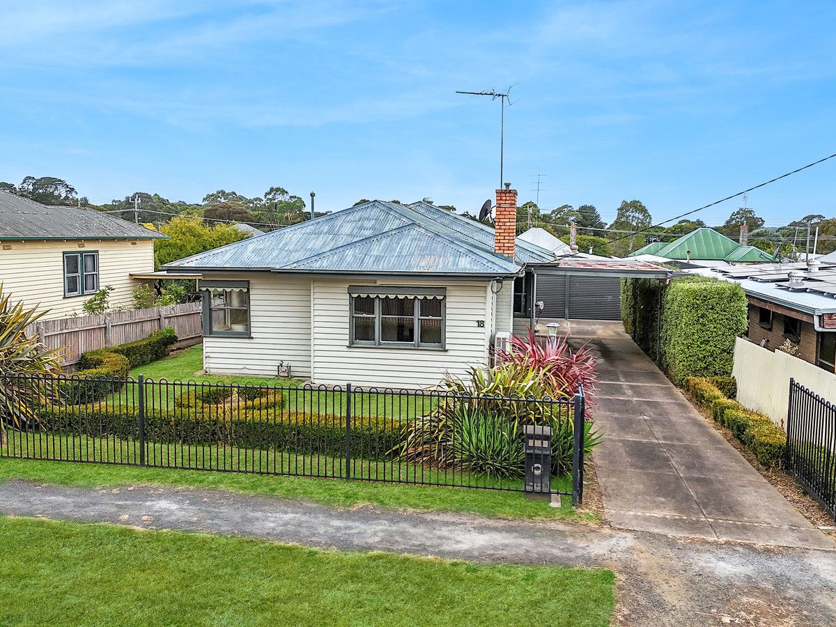 18 Clarence Street, Hamilton VIC 3300, Image 0