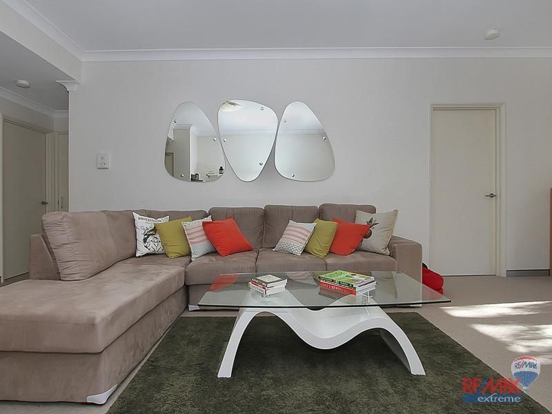 1/2 Walsh Loop, JOONDALUP WA 6027, Image 1