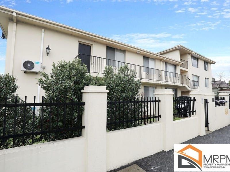 2/393 Barkly Street, Footscray VIC 3011