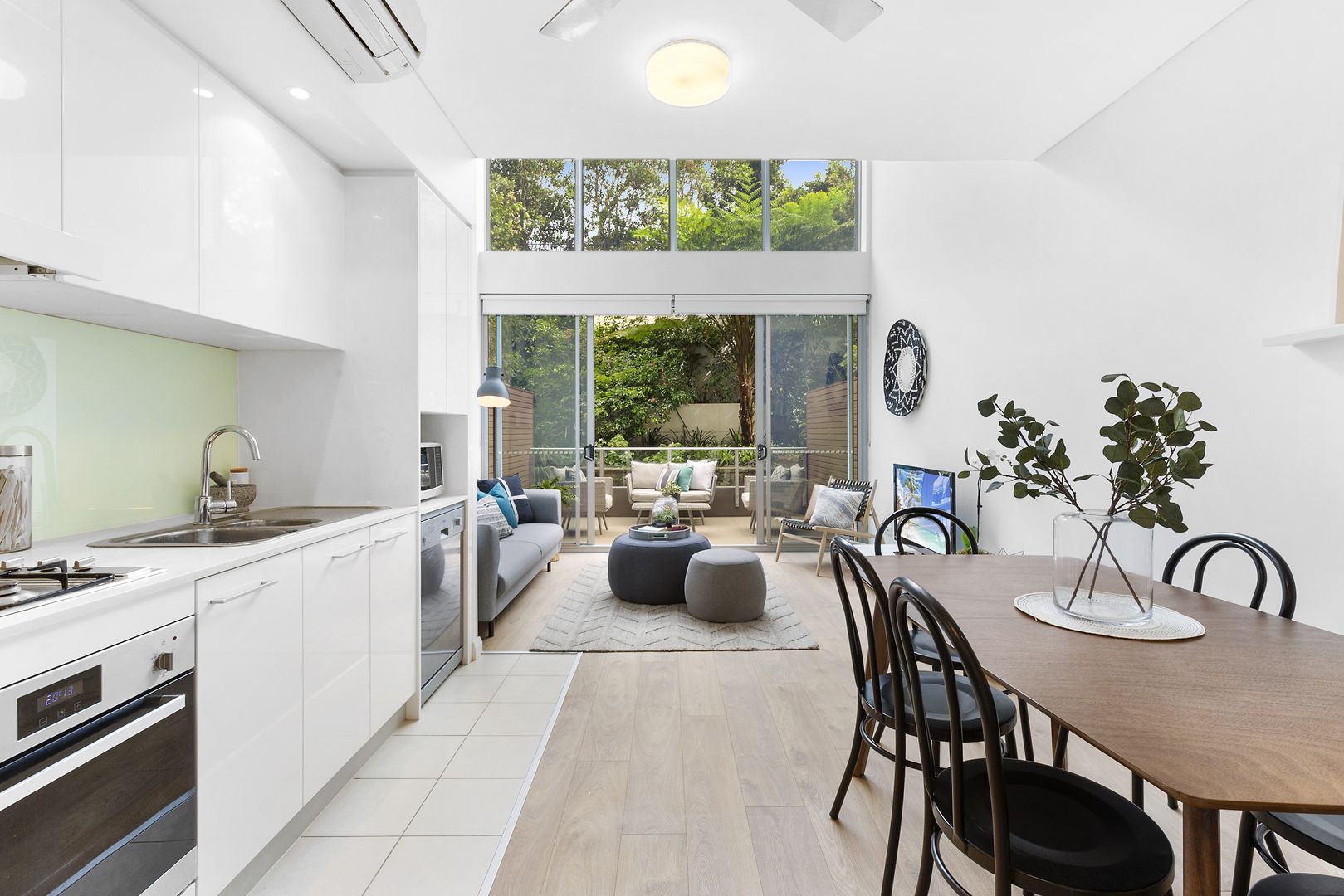 305/12 Duntroon Avenue, St Leonards Property History & Address