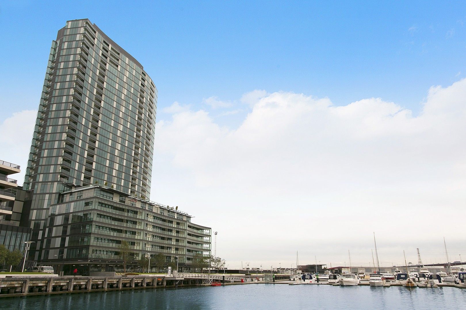 2 bedrooms Apartment / Unit / Flat in 253/8 Waterside Place DOCKLANDS VIC, 3008