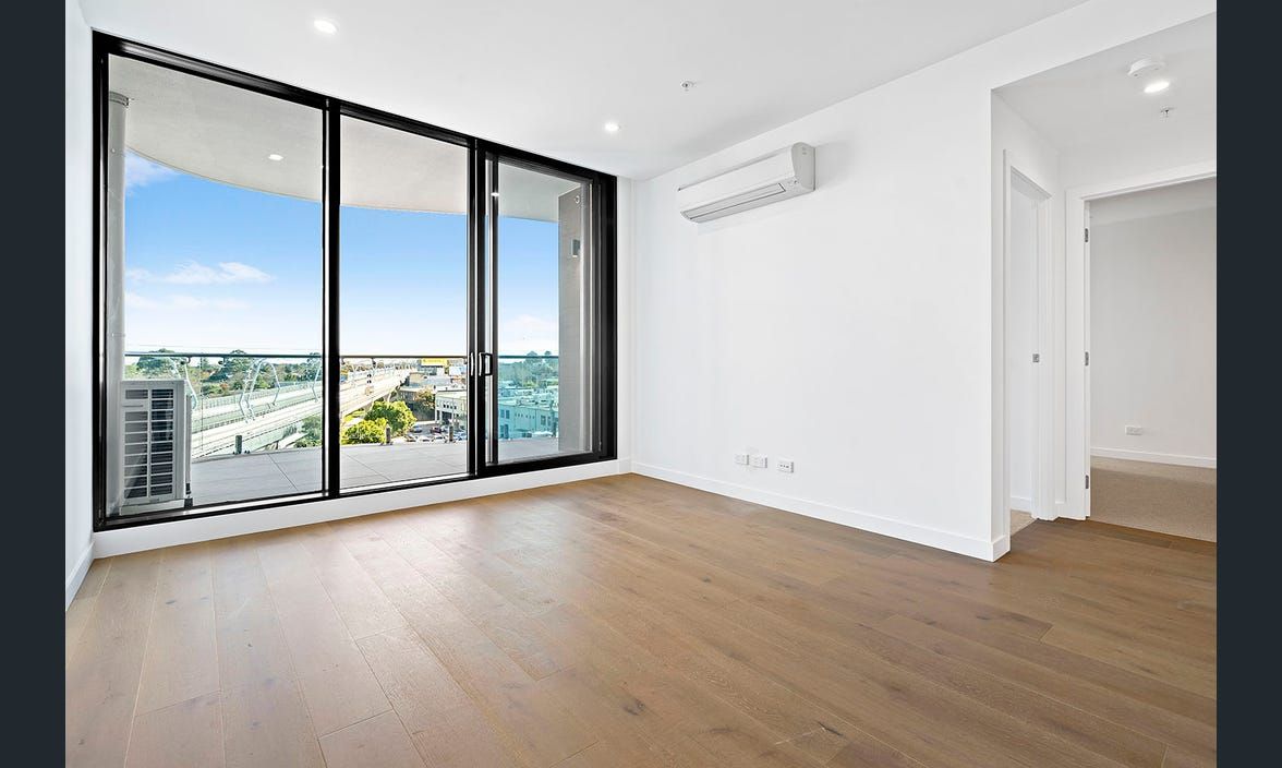 2 bedrooms Apartment / Unit / Flat in  CARNEGIE VIC, 3163