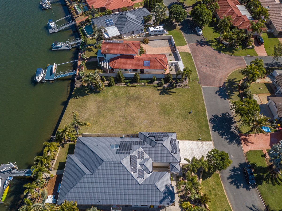 65 Voyagers Drive, Banksia Beach QLD 4507, Image 2