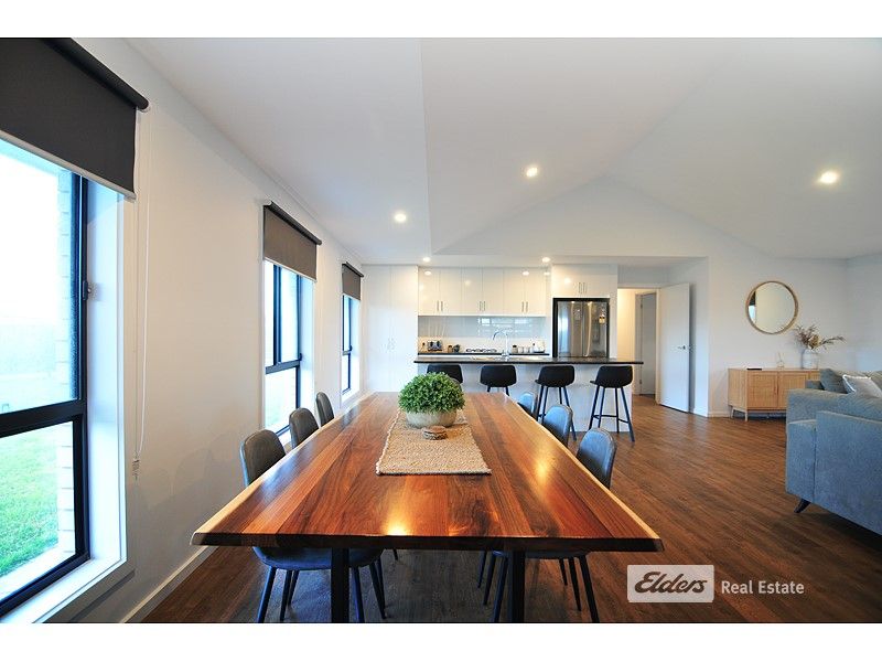 6 Ivy Place, Robe SA 5276, Image 2