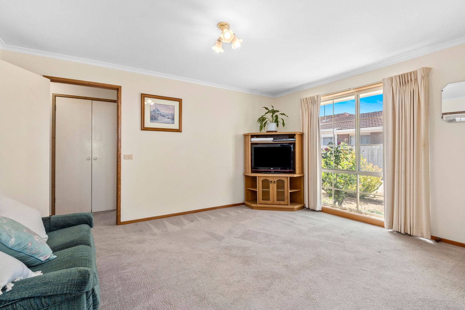 1/7 Banksia Place, Grovedale VIC 3216, Image 2