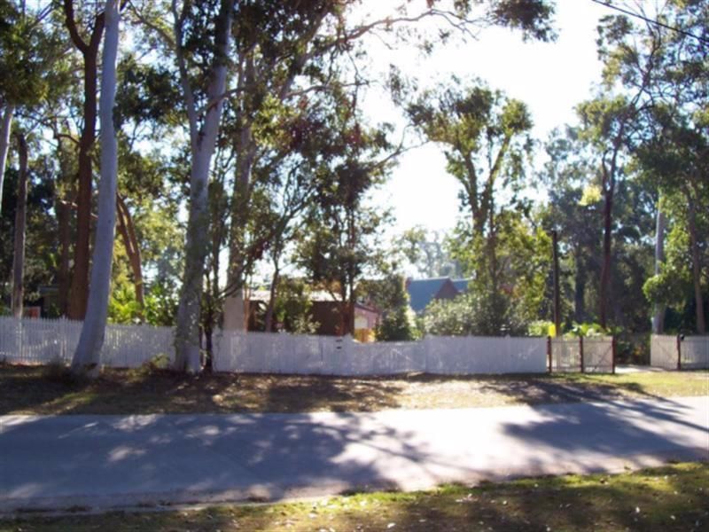 42 Coondooroopa Drive, Macleay Island QLD 4184, Image 0