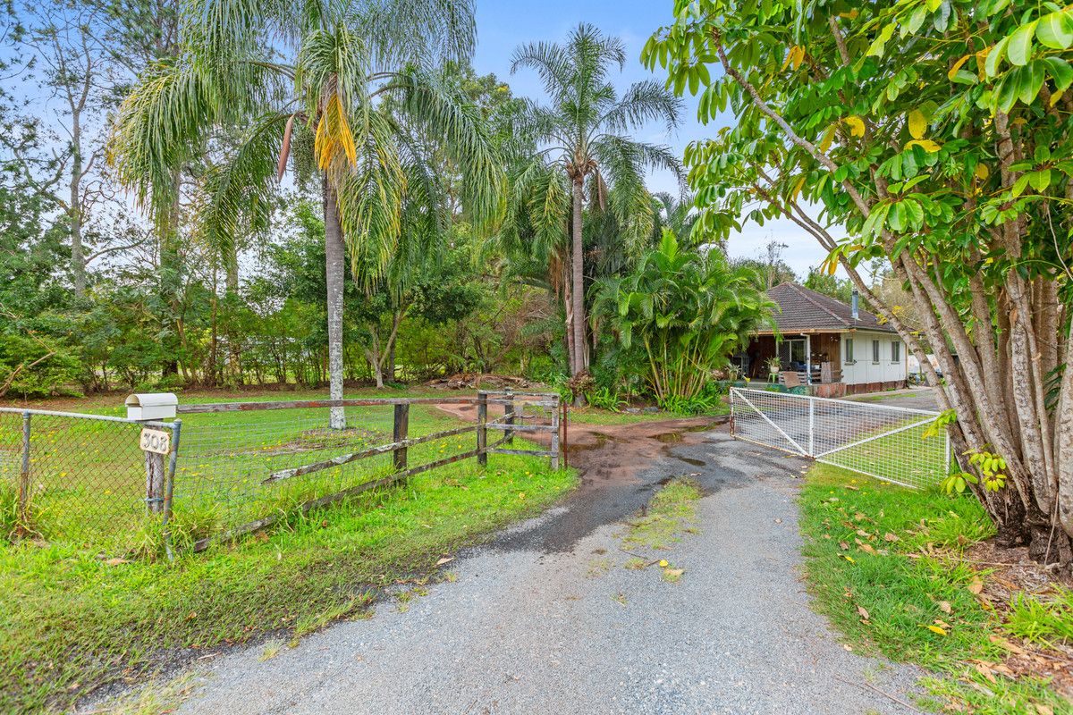3 bedrooms House in 308 Greencamp Road WAKERLEY QLD, 4154