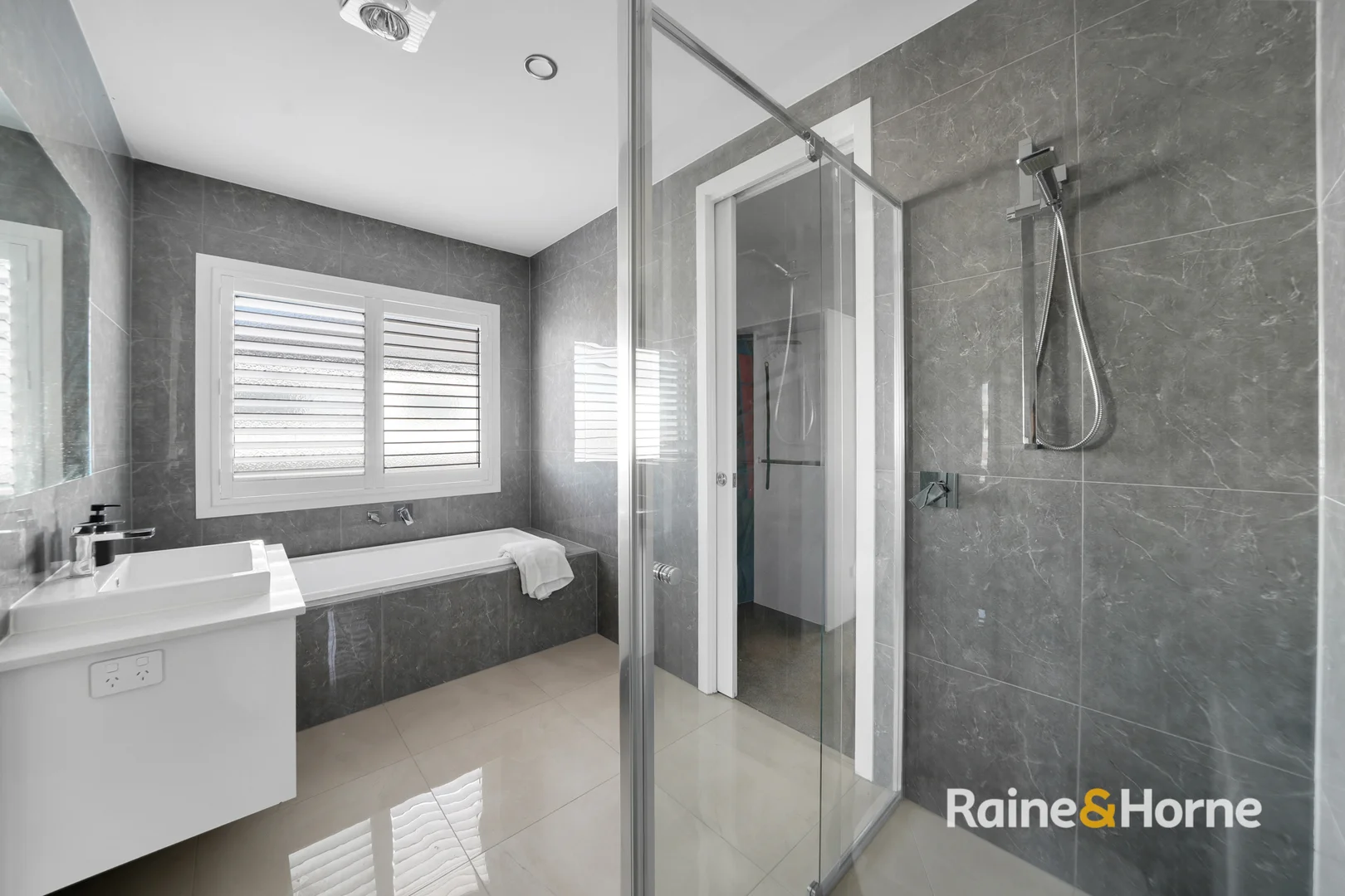 Additional image 32 of 29 Vantage Place, Truganina VIC 3029