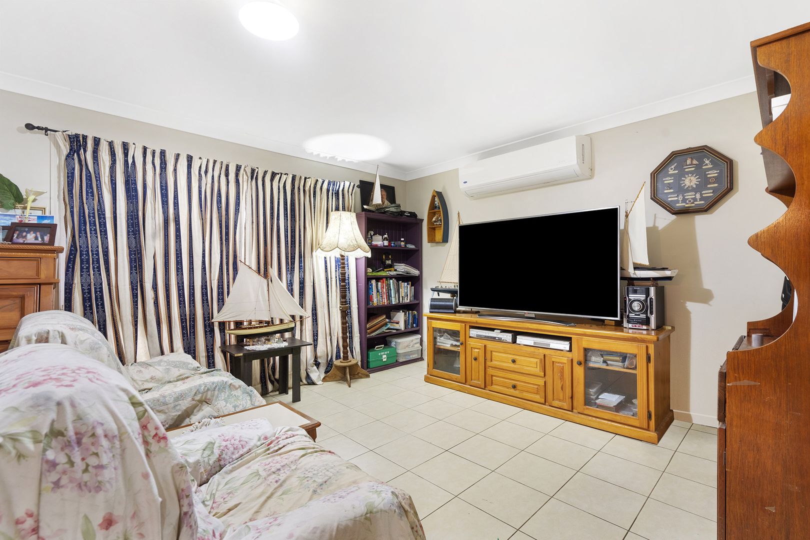 24 Eileen Court, Kensington Grove QLD 4341, Image 2