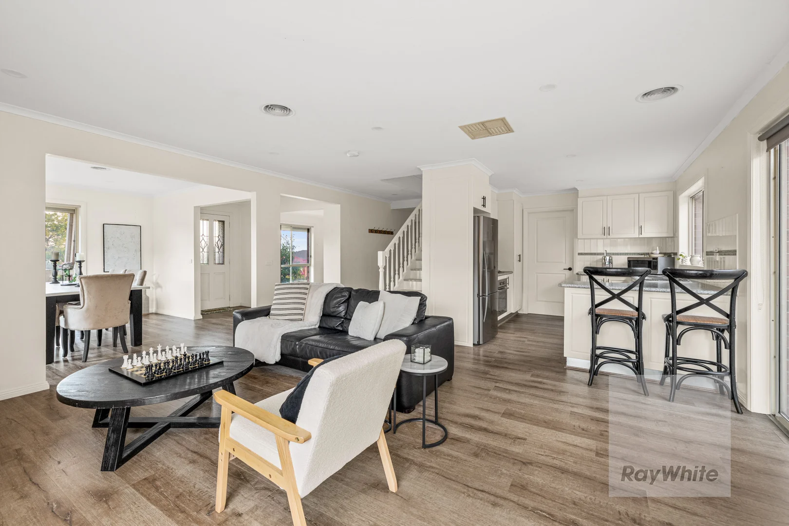 Additional image 2 of 15 Lamour Avenue, South Morang VIC 3752