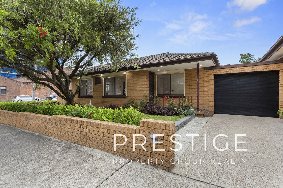 3 bedrooms Villa in 1/8 Bonar Street ARNCLIFFE NSW, 2205