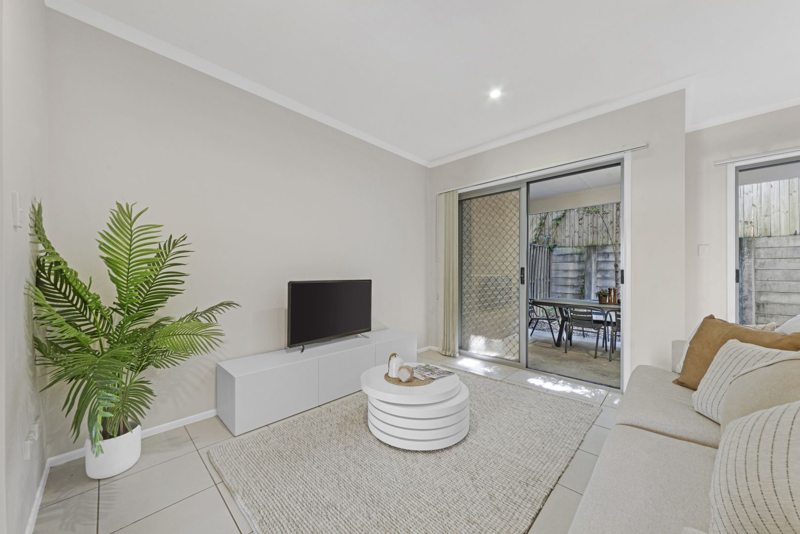 9/4 Reserve Court, Murrumba Downs QLD 4503, Image 2