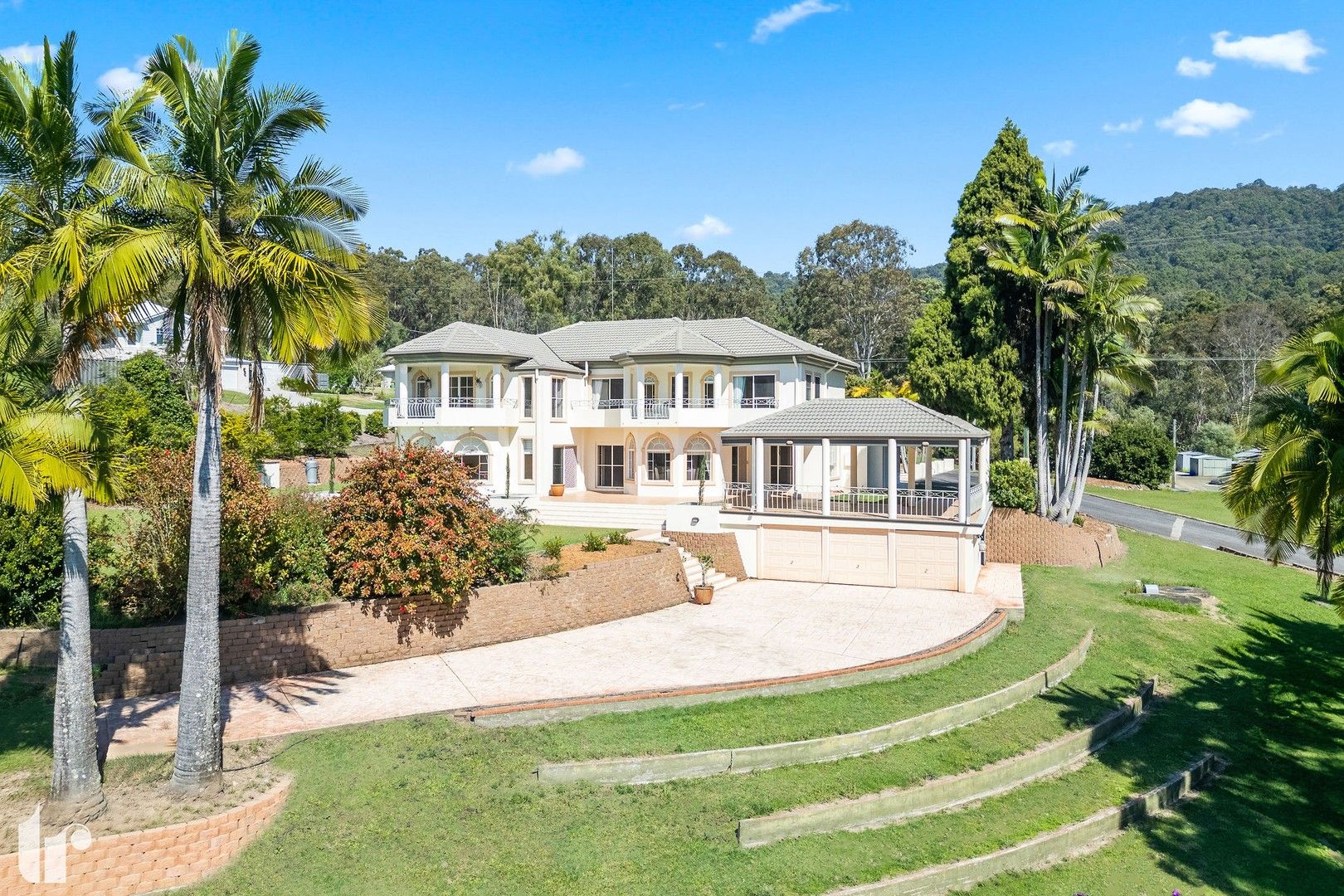 7 bedrooms Acreage / Semi-Rural in 339 Worongary Road TALLAI QLD, 4213