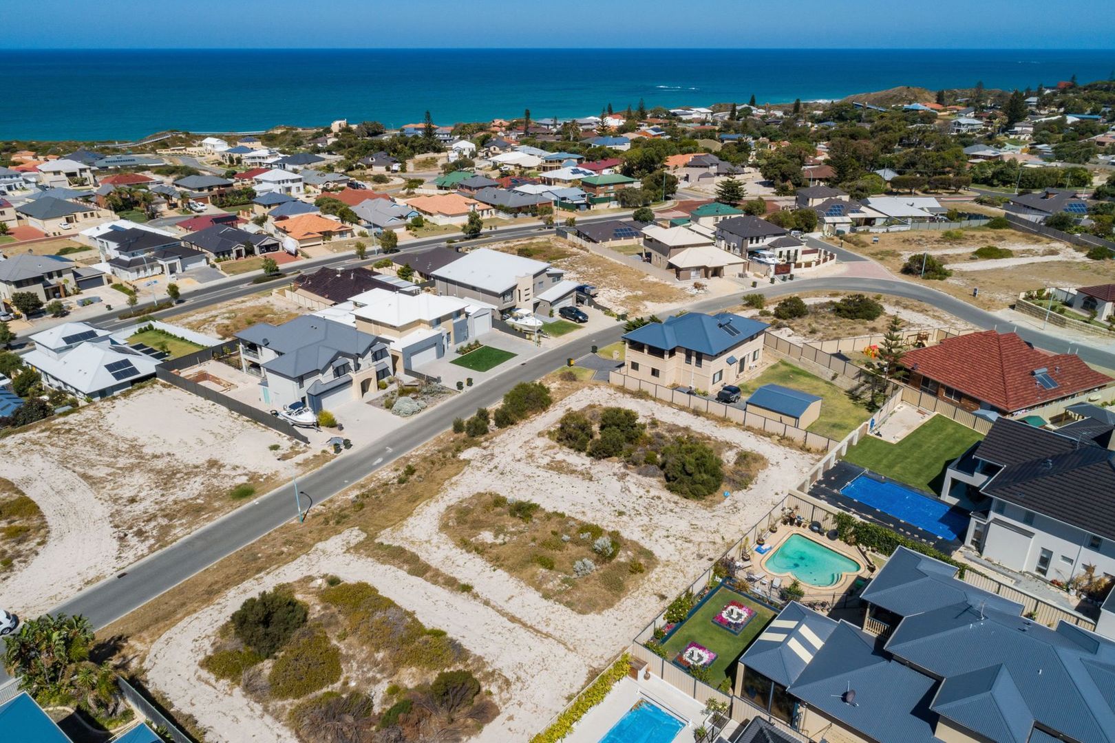 12 Flagtail Outlook, Yanchep WA 6035, Image 2
