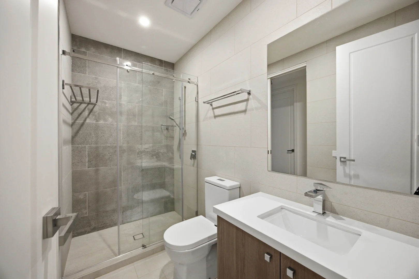 Additional image 9 of 6/70 Auburn Road, Hawthorn VIC 3122