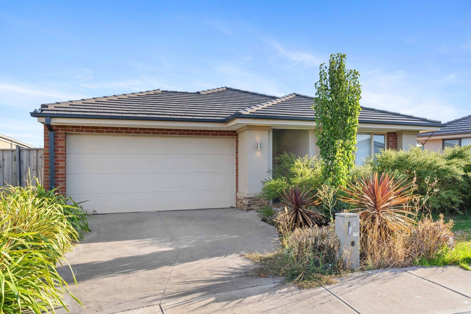 9 Ivy Court Werribee VIC 3030 House For Rent Domain