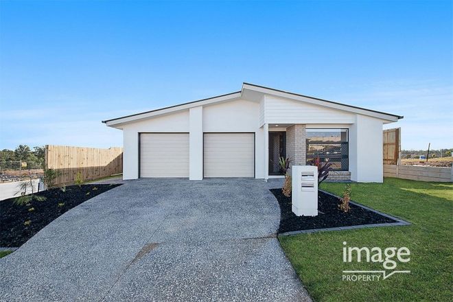 Picture of 1/24 Cambridge Way, RIPLEY QLD 4306