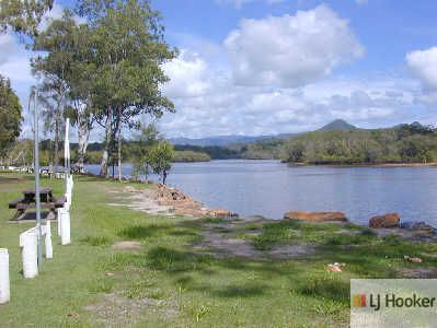 3 bedrooms House in 12 Riverside Crescent BRUNSWICK HEADS NSW, 2483