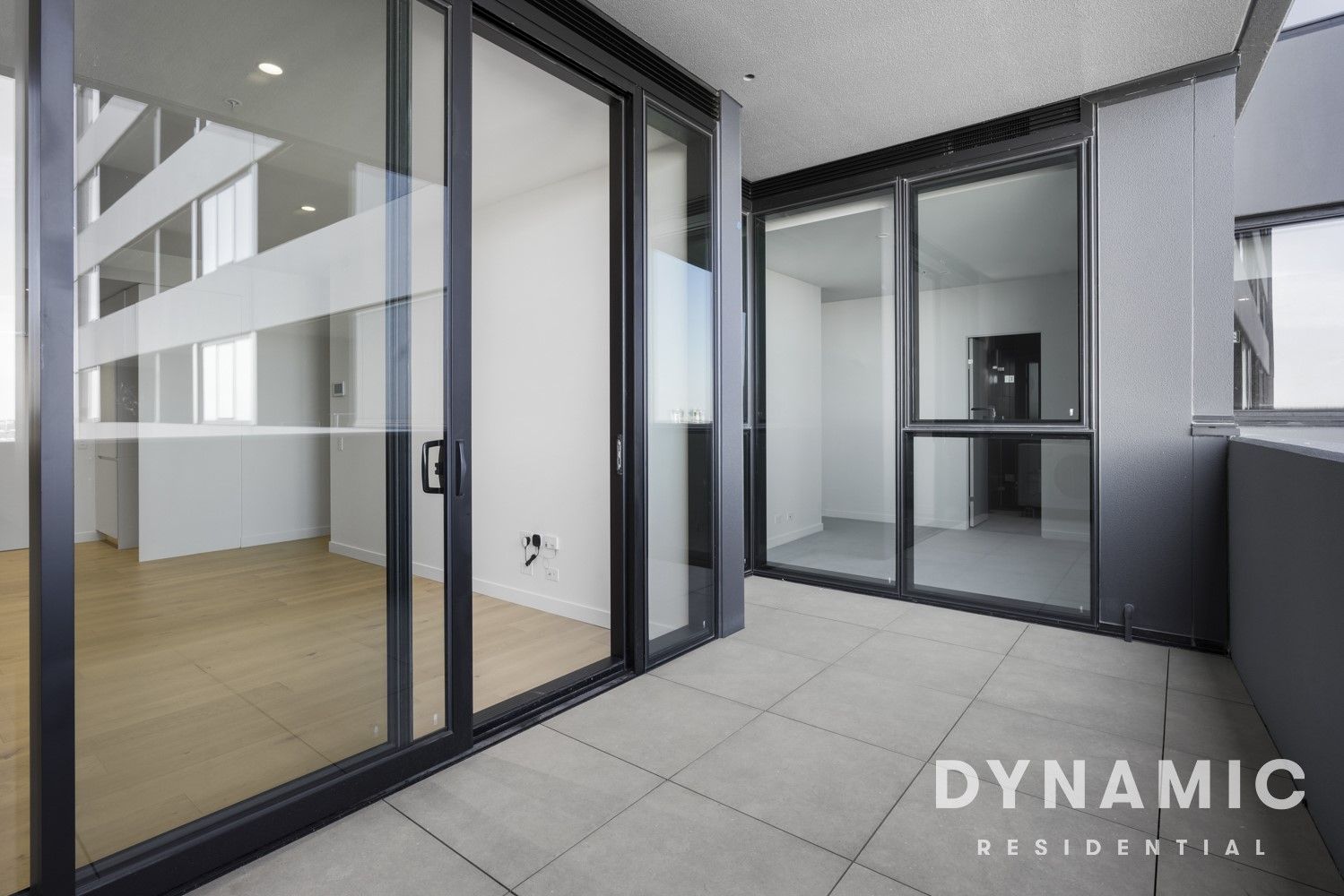 1112/259 Normanby Rd, South Melbourne VIC 3205 Apartment For Rent