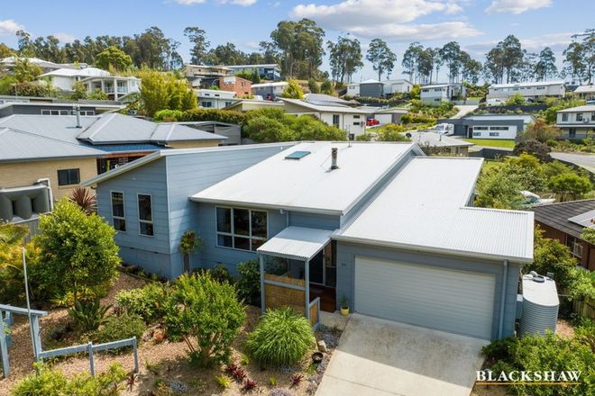 Picture of 30 Bellbird Drive, MALUA BAY NSW 2536