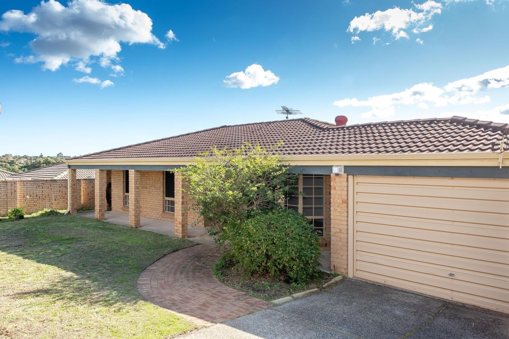 3 bedrooms House in 29 Coyle Road BELDON WA, 6027