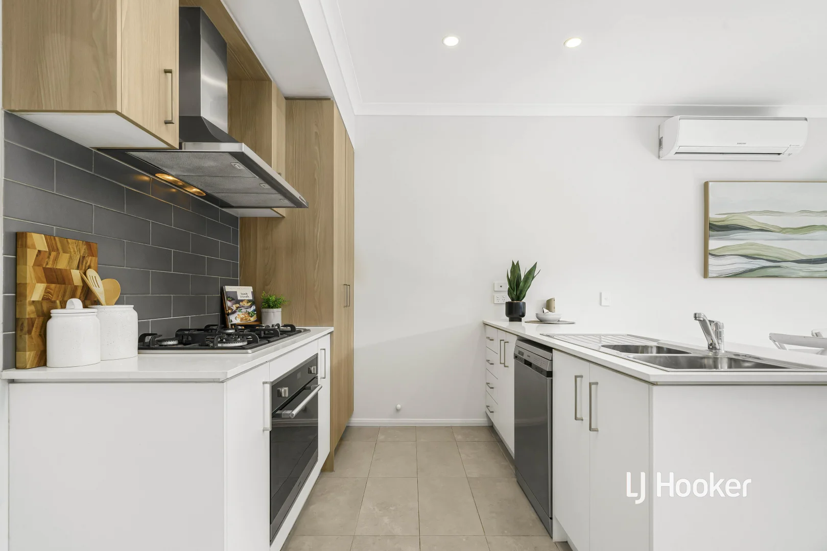 Additional image 7 of 86 Treeve Parkway, Werribee VIC 3030