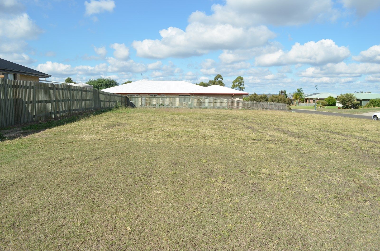 22 Fairway Drive, PITTSWORTH QLD 4356, Image 2