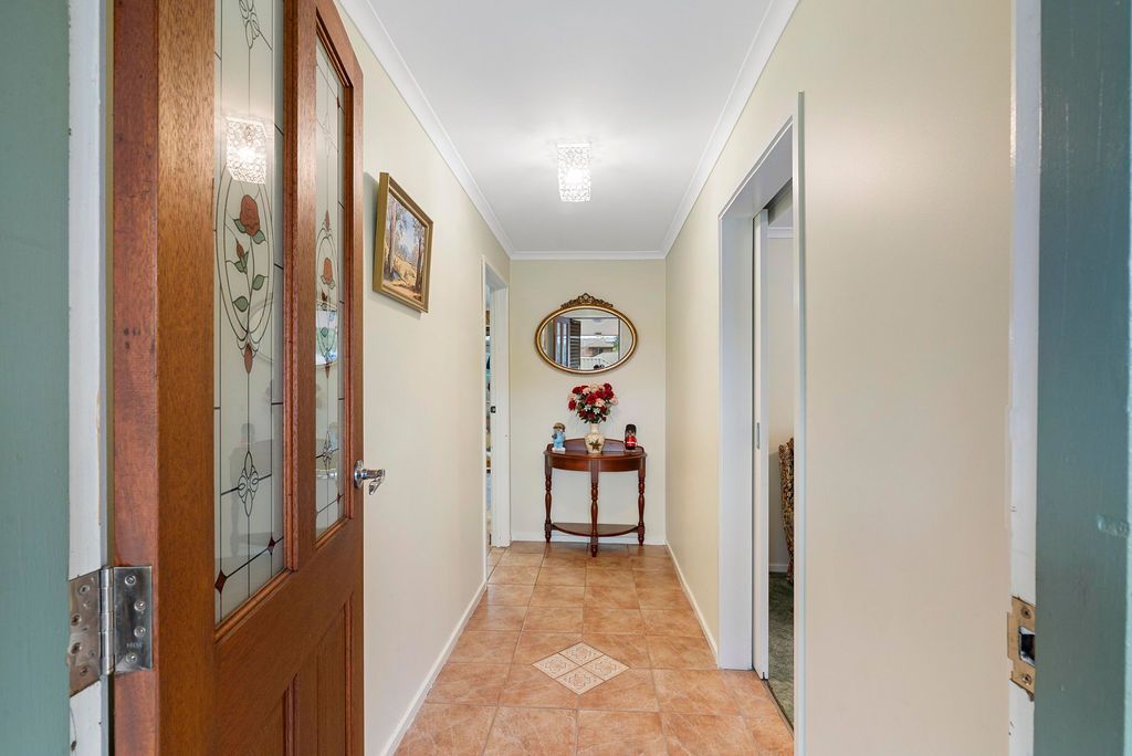 9 Iona Drive, Sebastopol VIC 3356, Image 2