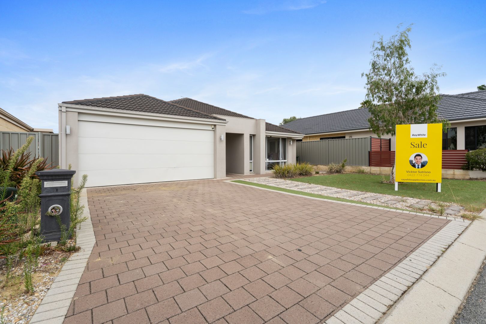 15 Caporn Turn, Queens Park WA 6107, Image 1