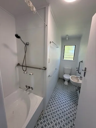 Additional image 5 of 1/276 Elizabeth Avenue, Clontarf QLD 4019