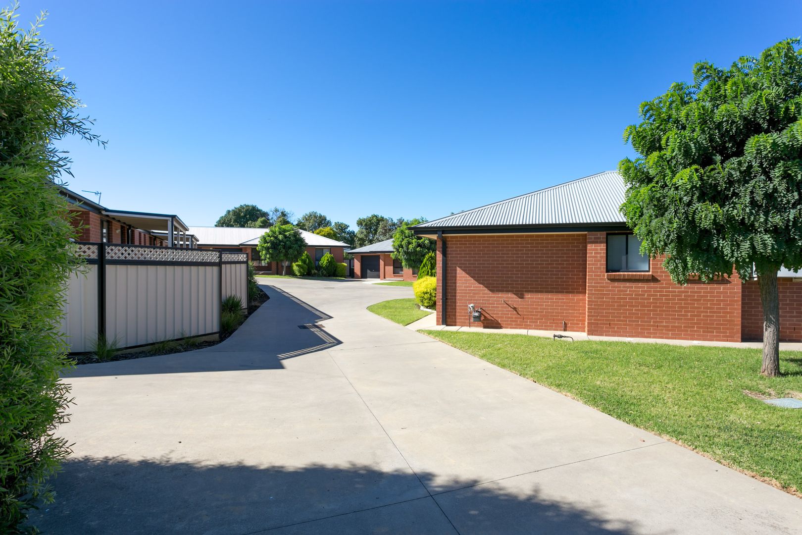 7/2-4 Macquarie Street, Mount Austin NSW 2650, Image 1