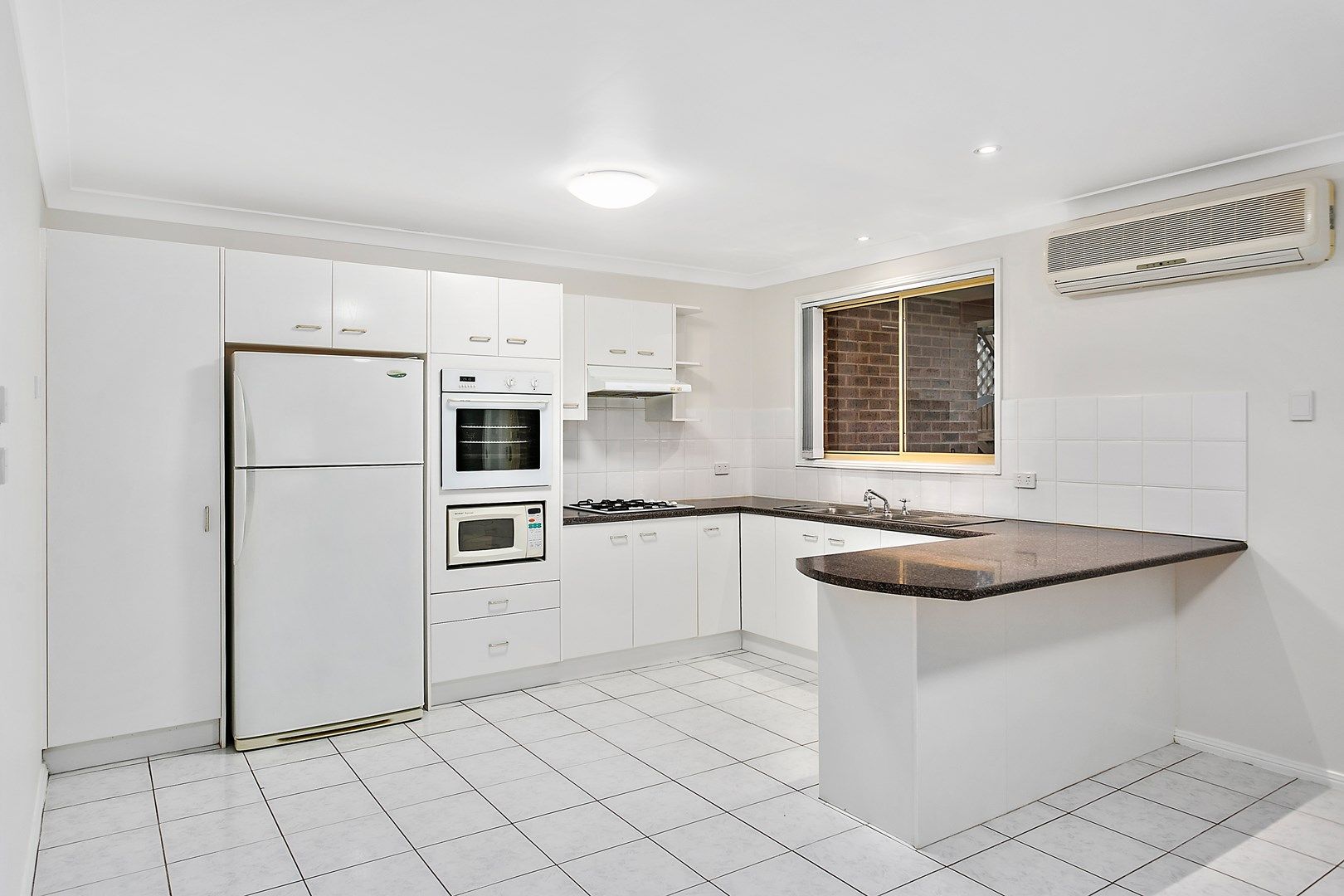 2/12 Borang Place, Flinders NSW 2529, Image 1