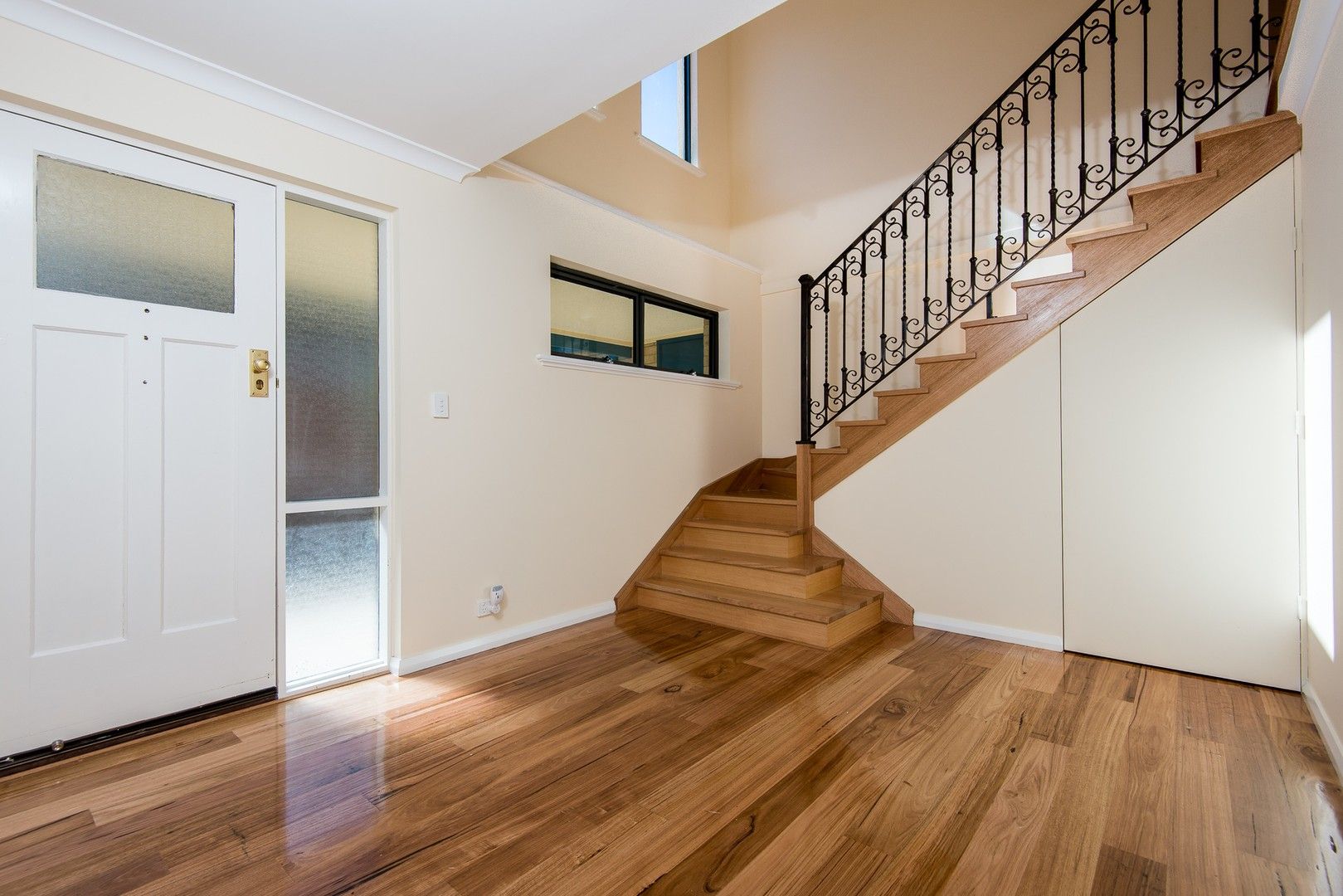 4 bedrooms House in 2 A Britannia Road MOUNT HAWTHORN WA, 6016