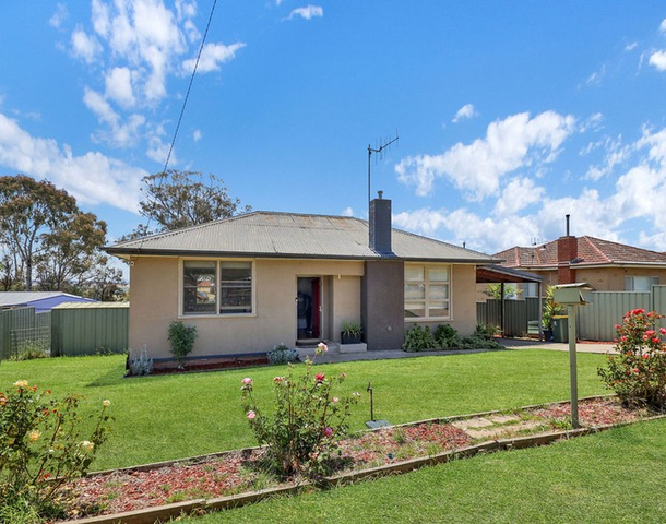 17 High Street, West Bathurst NSW 2795